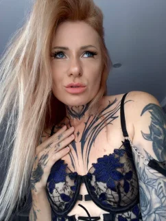 RoxyRiot